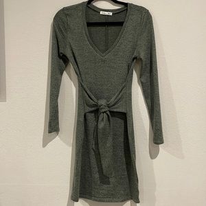 Gray Long Sleeve V Neck Dress with Waist tie